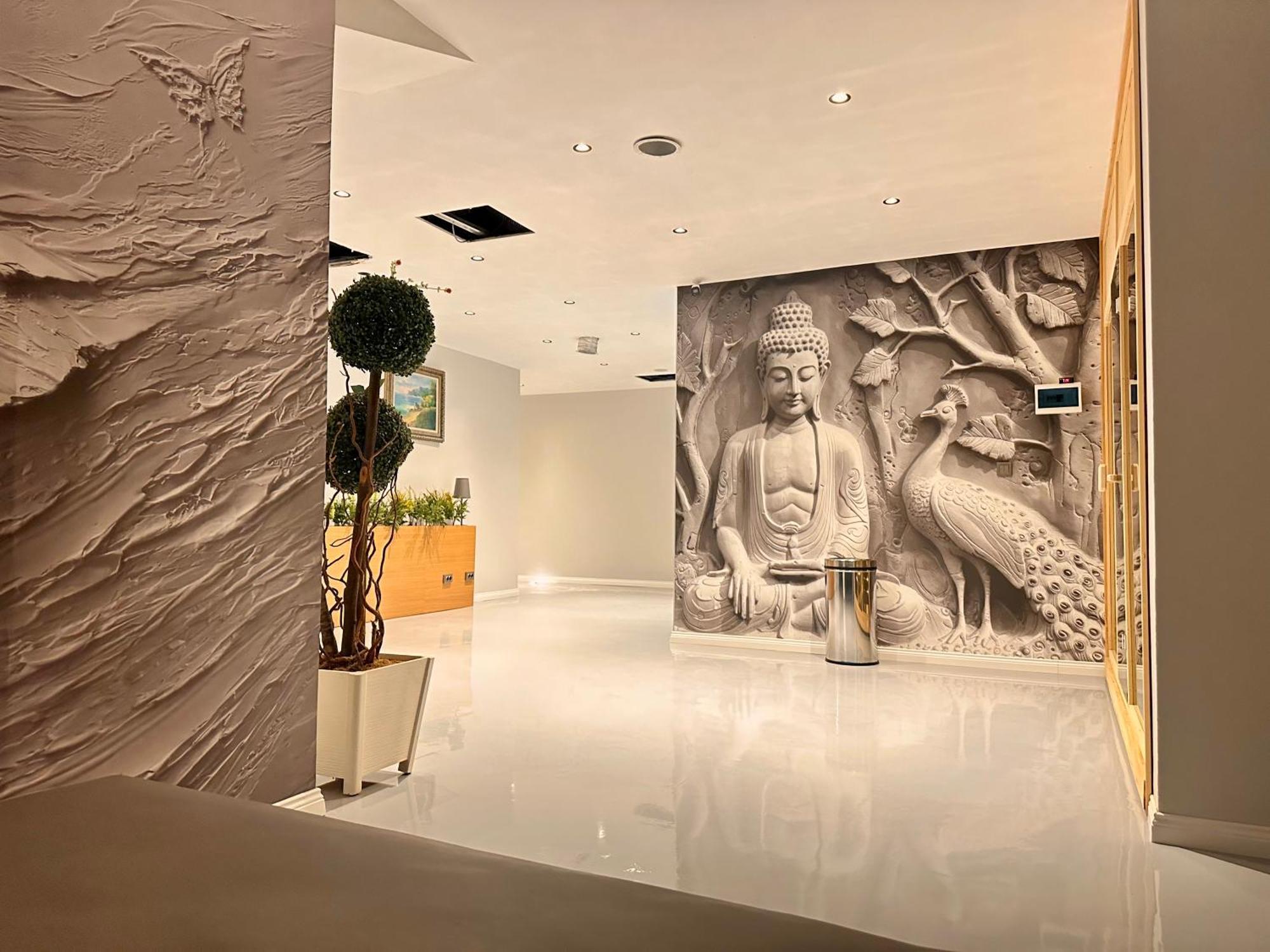 Aparthotel Double Bond